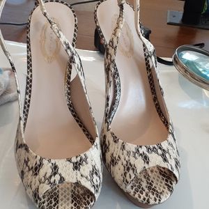 ❤️ #45 Elie Tahari snakeskin leather sling back pumps